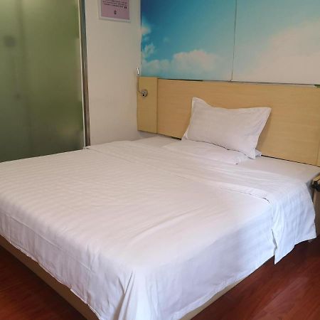 7Days Inn Foshan Dongfang Square Walmart Экстерьер фото